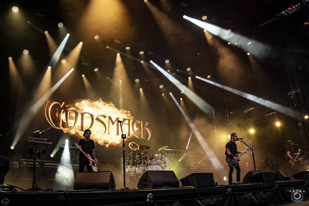 Godsmack se trompe de festival, Primus reprend Dio… Les deux premiers jours mouvementés du Motocultor 2026
