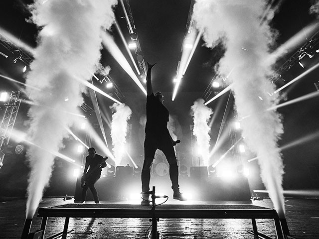 Architects annonce son nouvel album Holy Hell et sort un single intitulé Hereafter