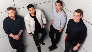 Auras sort un clip pour sa chanson Momenta