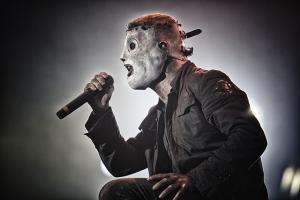 Corey Taylor de Slipknot tease son nouveau masque