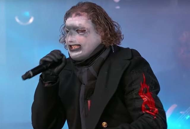 Corey Taylor répond aux fans déçus par le fait qu’Unsainted ne sonne pas aussi lourd qu’Iowa
