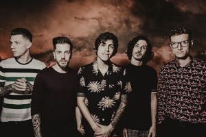 Crown The Empire publie un single du nom de What I Am