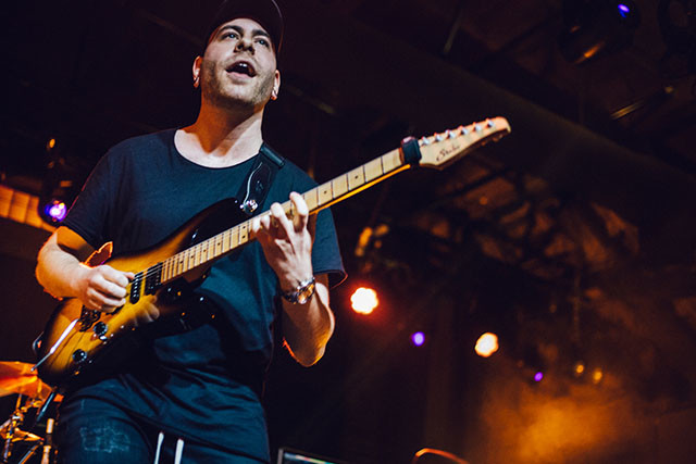 Nouveau clip de Intervals pour Touch & Go
