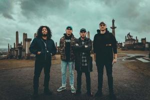Issues explique pourquoi Michael Bohn a été renvoyé du groupe