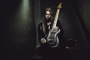 Jeff Loomis quitte Schecter et rejoint Jackson