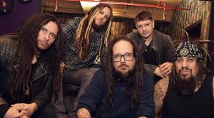 Jonathan Davis (Korn) parle de Billy Corgan (The Smashing Pumpkins) et de son influence sur le nouveau single de Korn