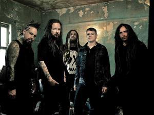 Munky de Korn déclare que ce ne fut pas facile de créer de la nouvelle musique après le décès de la femme de Jonathan Davis