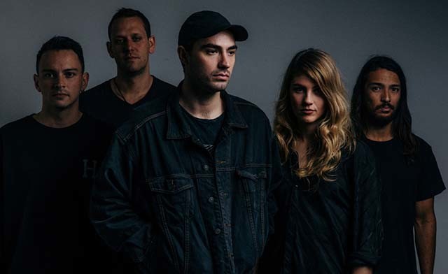 Make Them Suffer sort un nouveau single du nom de Hollowed Heart