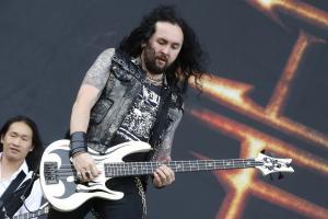 Dragonforce et Frédéric Leclercq se séparent, Stevie T le remplacera temporairement