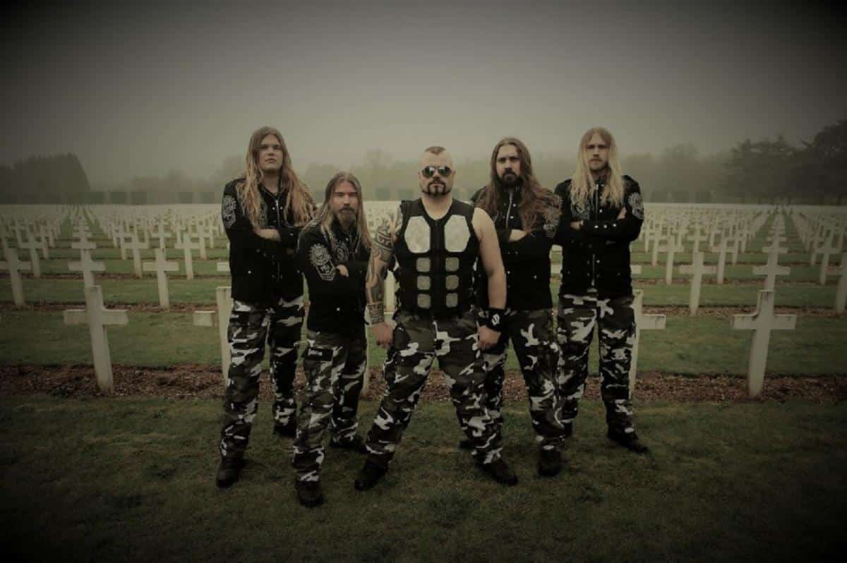 Le bassiste de Sabaton dit que le groupe ne fait pas la promotion de la guerre, mais plutôt de l’histoire