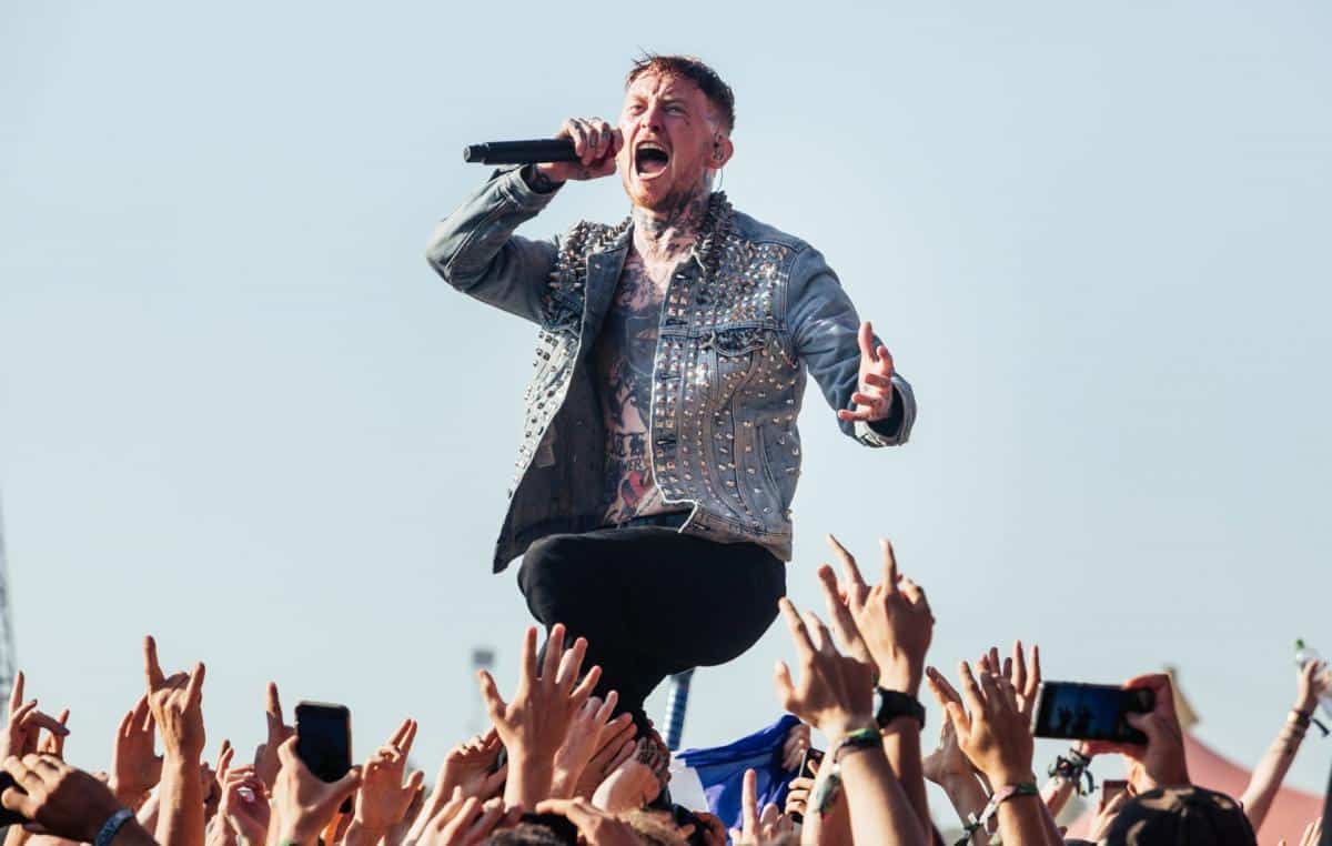 Frank Carter : « Les concerts de Rock sont dominés par les hommes depuis des années, tous les groupes doivent travailler pour donner du pouvoir aux femmes »