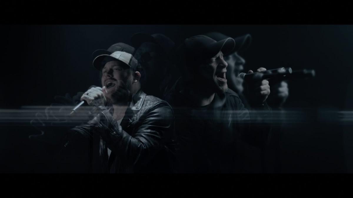 All That Remains présente un clip pour Just Tell Me Something