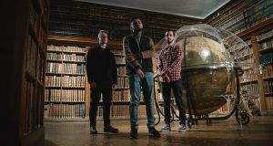 Le groupe de Metal français Steal The Universe vient de sortir un clip vidéo pour sa chanson Signs