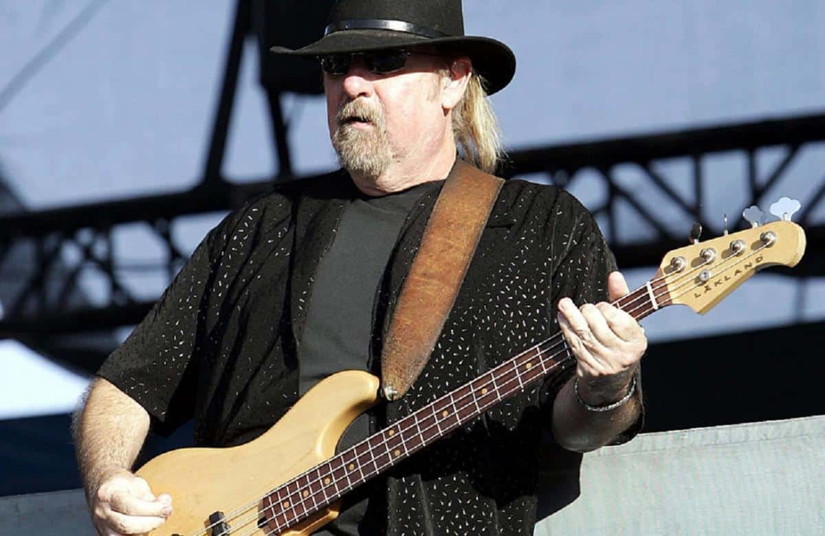 Le bassiste originel du légendaire groupe de Rock sudiste Lynyrd Skynyrd est mort à l&rsquo;âge de 70 ans