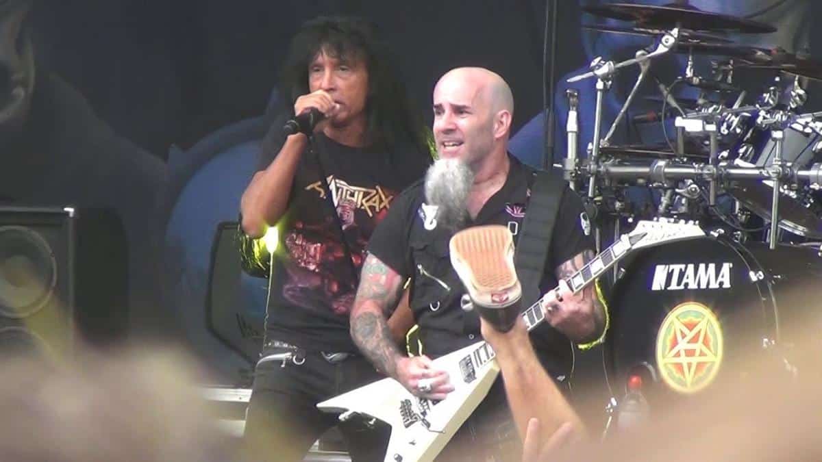 Regardez Anthrax jouer à la MegaCruise de Megadeth