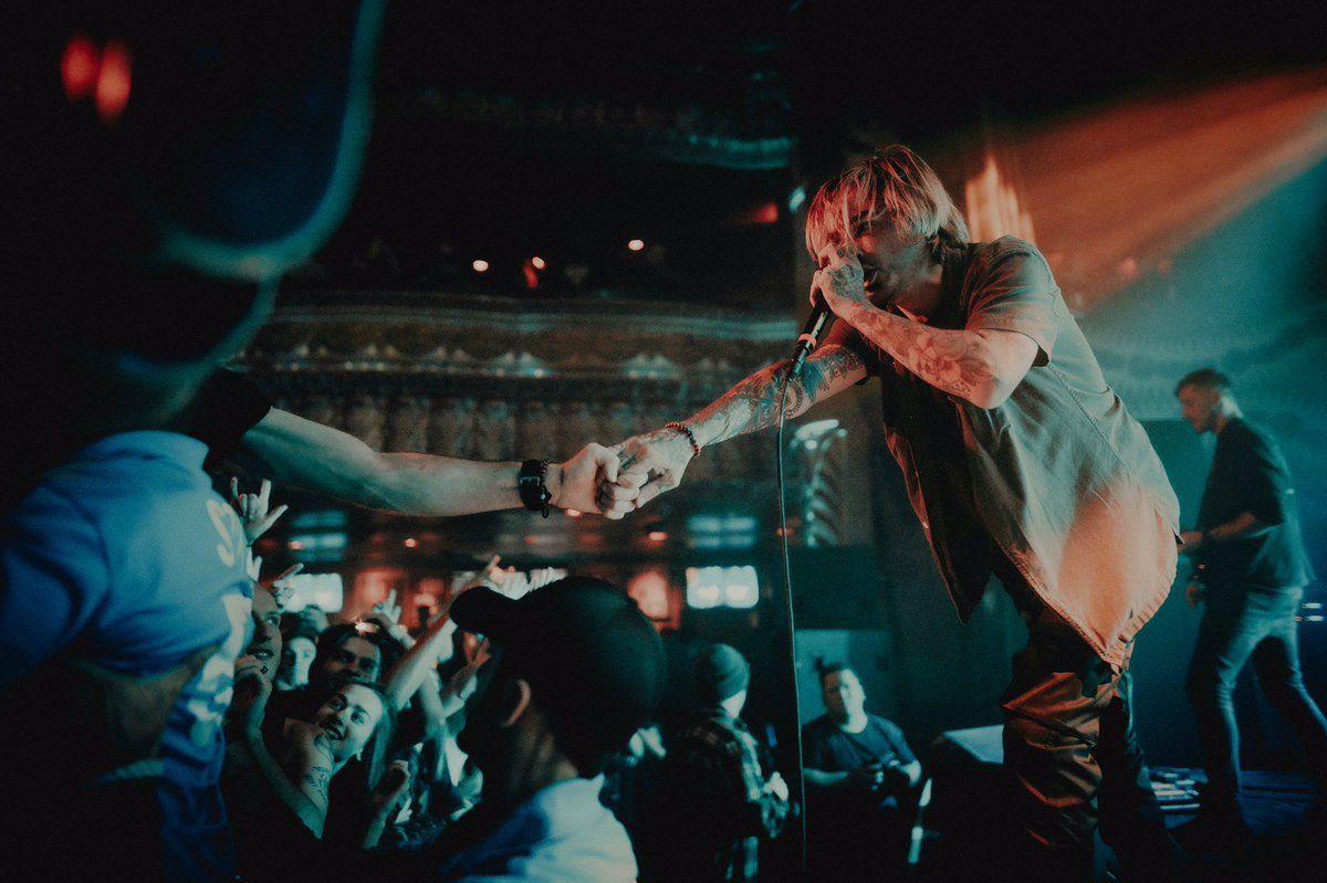 Like Moths To Flames sort un nouveau single, Killing What&rsquo;s Underneath