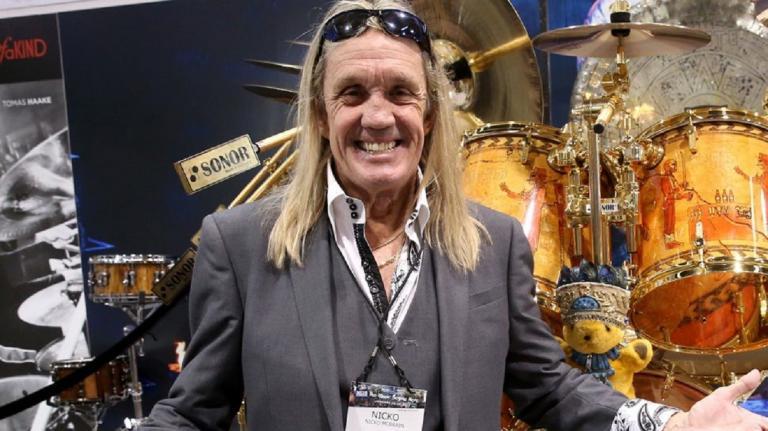 Le batteur de Iron Maiden explique pourquoi il “ne supporte pas” le passe-temps du guitariste Adrian Smith
