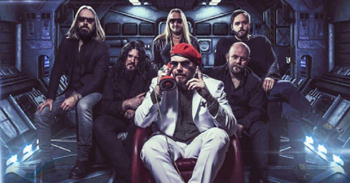 The Night Flight Orchestra tease son nouvel album & publie la version instrumentale de Cabin Pressure Drops