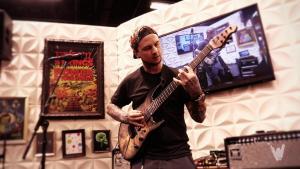 Le chanteur de All That Remains est content de travailler avec Jason Richardson
