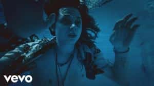 Ozzy Osbourne sort son clip vidéo pour Under The Graveyard