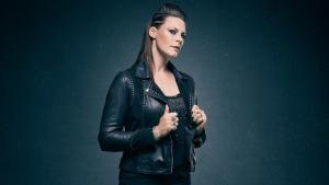 Floor Jansen de Nightwish sur la fascination des gens pour sa taille : « Je ne comprends pas vraiment pourquoi c&rsquo;est si important »