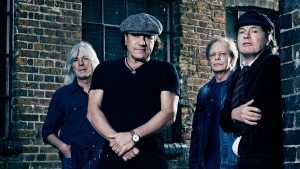 Le nouvel album de AC/DC “a été enregistré”, mais la sortie a été “retardée”, selon Dee Snider