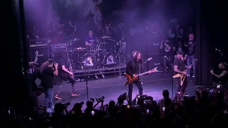 Regardez des membres de Foo Fighters, Anthrax, Testament et autres s’unir sur scène lors du Dimebash 2020