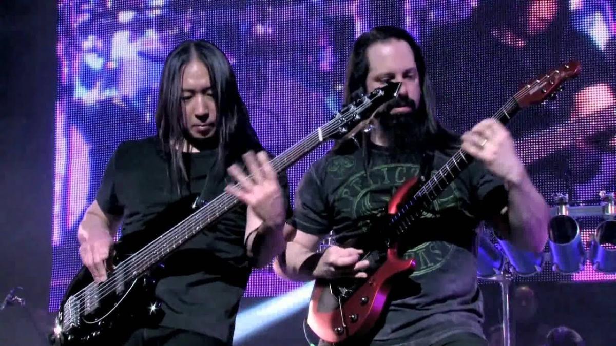10 chansons Metal & Rock qui sont excellentes et qui durent plus de 9 minutes
