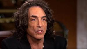 Paul Stanley se souvient encore d’une critique cinglante de Kiss vieille de 47 ans : “Un groupe qui essaie de compenser ses lacunes musicales par la mise en scène”