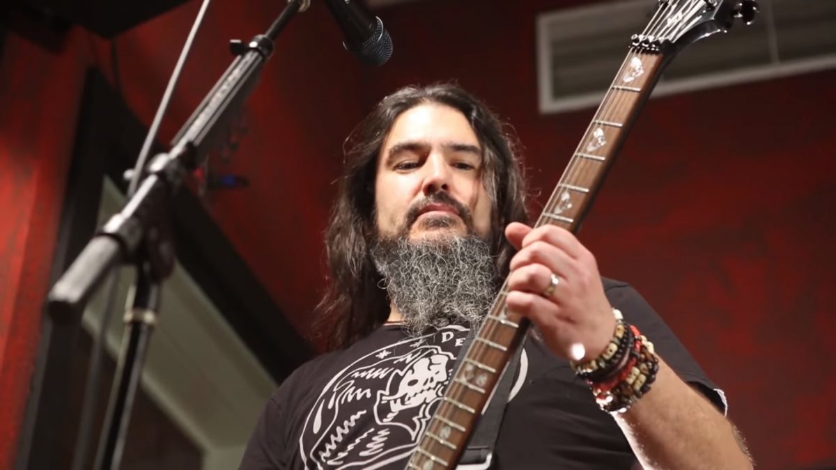 Regardez Machine Head jouer I&rsquo;m Your God Now en studio