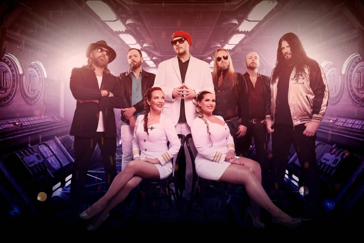 The Night Flight Orchestra partage son nouvel album Aeromantic