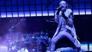 Corey Taylor de Slipknot souligne l’importance de tourner avec de jeunes groupes et fait des recommandations Metal & Rock