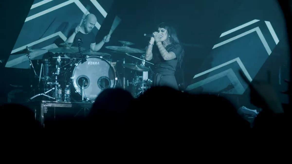 Jinjer partage une puissante vidéo live de On The Top à Kiev