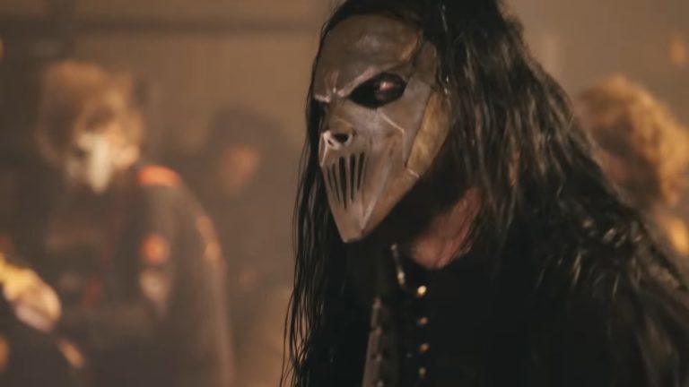 Mick Thomson de Slipknot déclare qu’il aime exposer des groupes de Death Metal à un public plus large