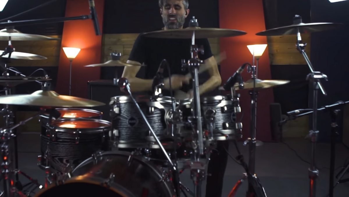 Betraying The Martyrs partage un Drum Playthrough pour sa chanson Imagine