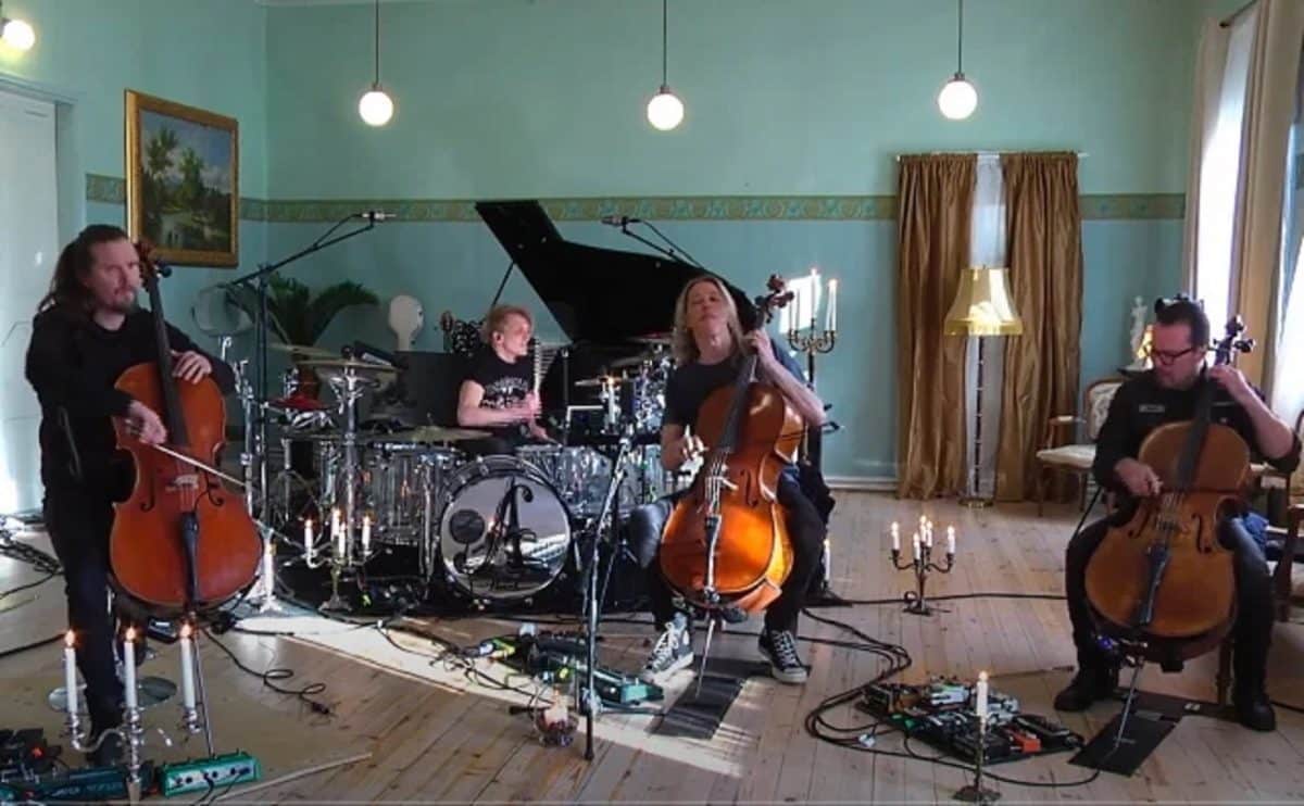 Regardez Apocalyptica jouer un concert depuis son local de répèt