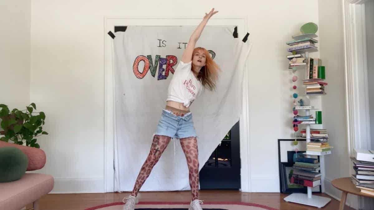 Faites du sport avec Hayley Williams de Paramore