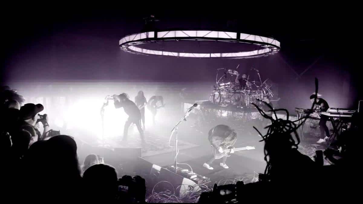 Regardez le concert spécial de Korn réalisé à la sortie de The Nothing !