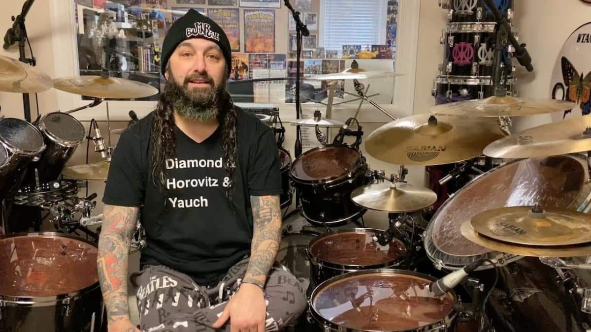 Mike Portnoy (Sons Of Apollo/ex-Dream Theater) recommande des albums Metal et des séries pour s&rsquo;occuper