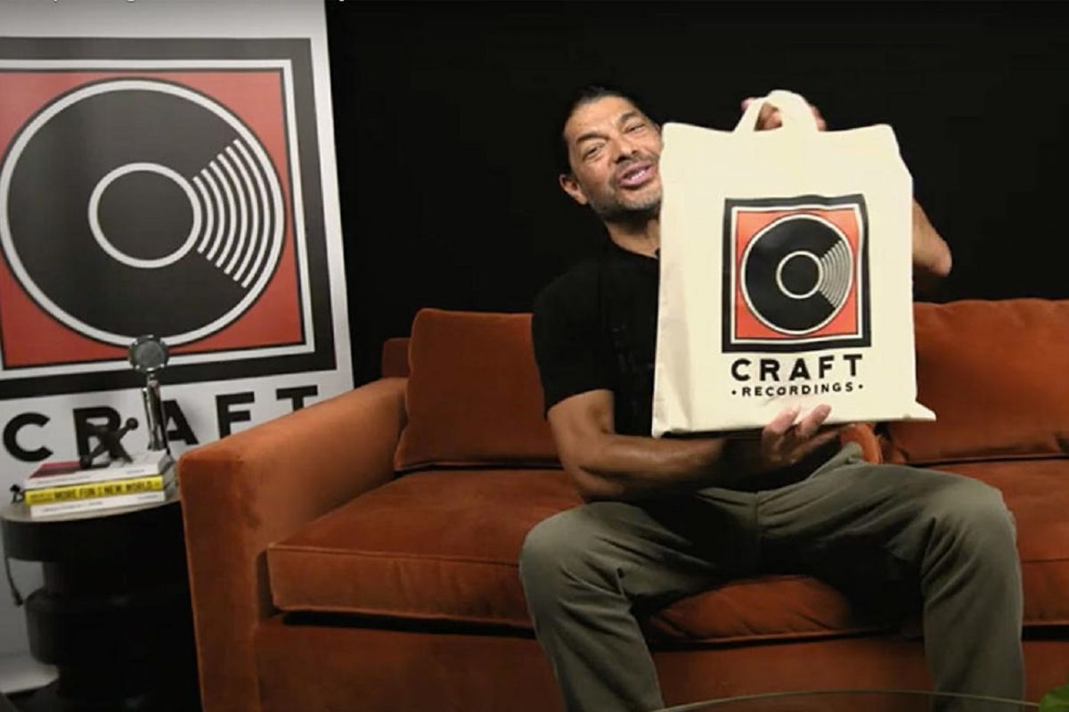 Robert Trujillo de Metallica fait du « vol à l&rsquo;étalage » pour une vidéo de Craft Recordings