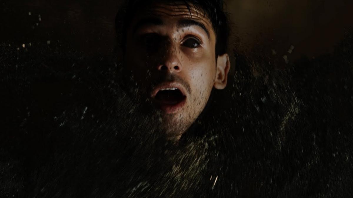 Crown The Empire publie un clip vidéo pour BLURRY (out of place)