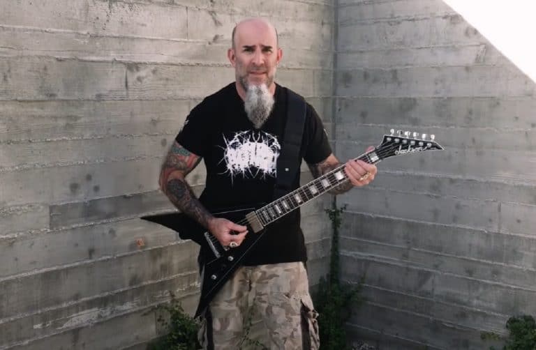 Scott Ian d’Anthrax dit avoir pleuré en regardant Avengers : Endgame