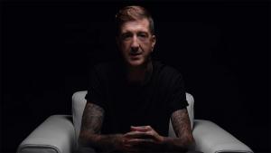 L&rsquo;ancien chanteur de Of Mice & Men, Austin Carlile, répond aux accusations d&rsquo;agression sexuelle le concernant