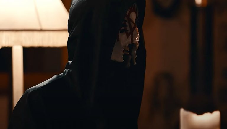 Sleep Token publie une édition deluxe de Sundowning (avec des chansons bonus au piano)