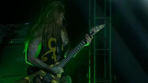 Regardez Suicide Silence jouer Unanswered dans le cadre de sa tournée mondiale virtuelle