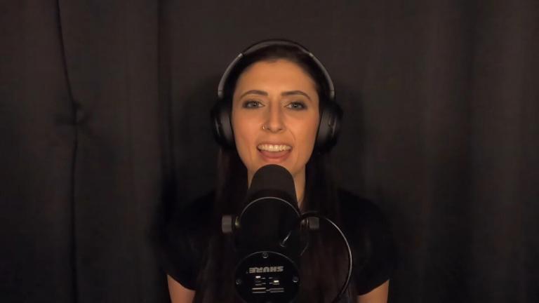 Écoutez Brittney Slayes de Unleash The Archers chanter Zombie de The Cranberries !