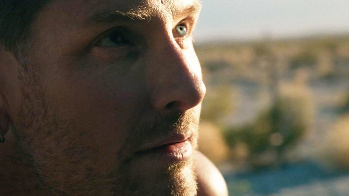 Corey Taylor (Slipknot/Stone Sour) publie un clip vidéo pour Black Eyes Blue