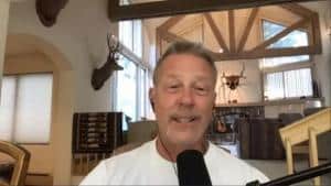 James Hetfield a écrit des « tonnes de musique » pour le prochain album de Metallica pendant sa quarantaine