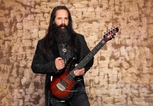 “En fait, je ne possède même pas de Strat ou de Les Paul” : John Petrucci (Dream Theater) n’est pas un fan de guitares vintage