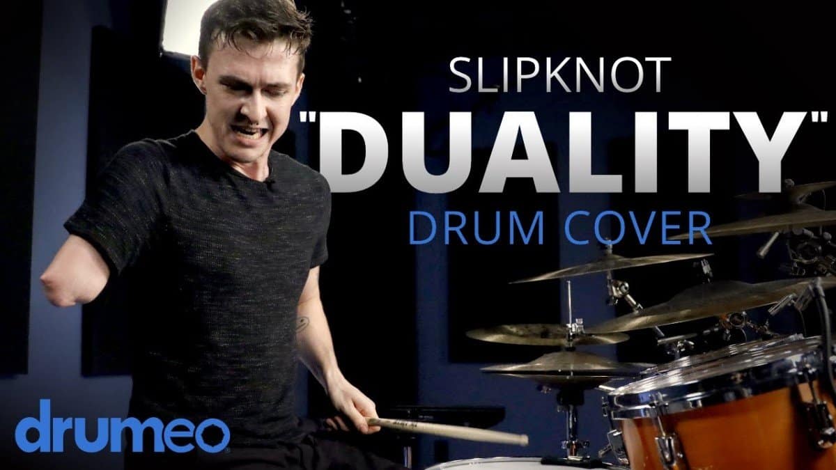 Regardez l&rsquo;incroyable performance de ce batteur manchot qui joue Duality de Slipknot !